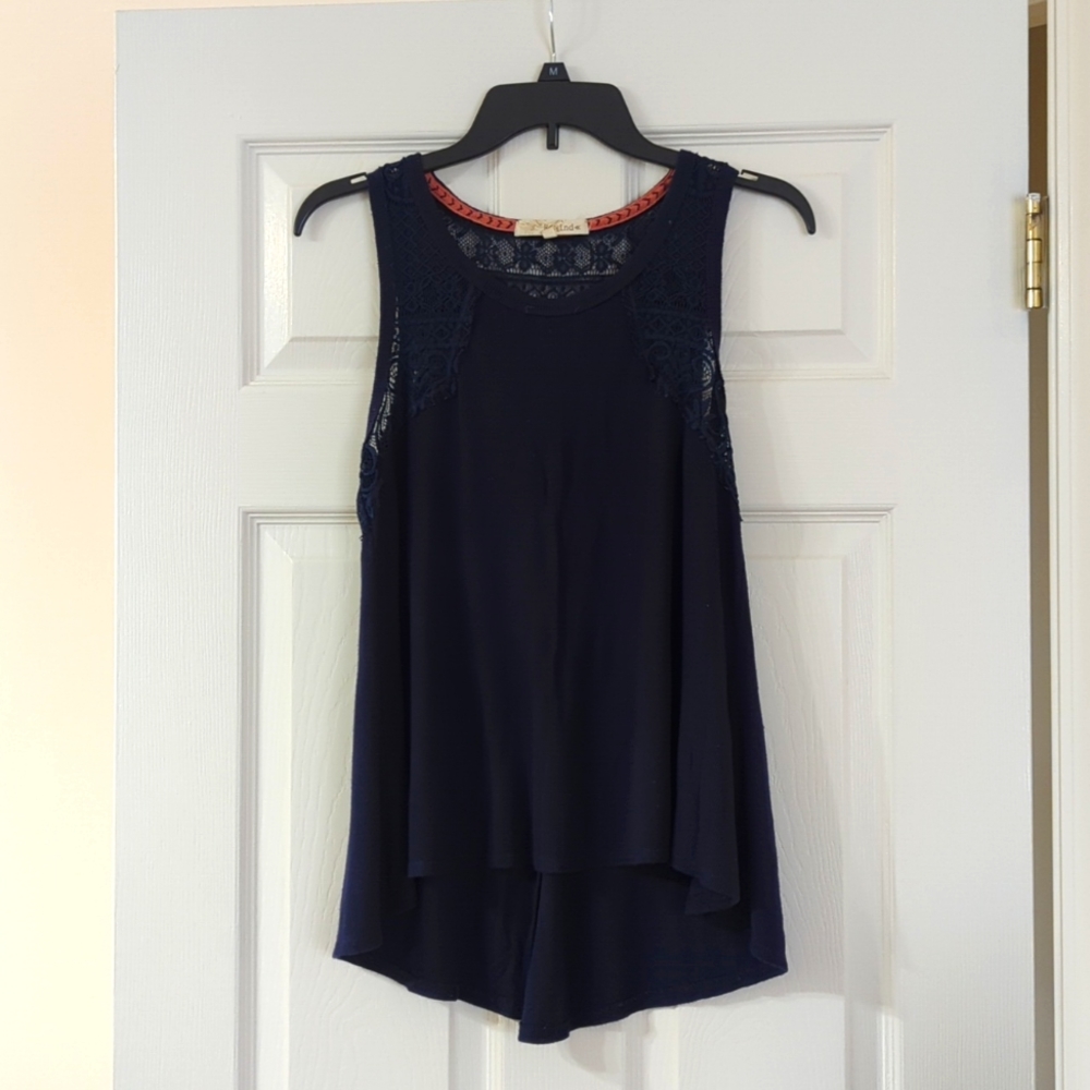 Ribbed lace tanktop